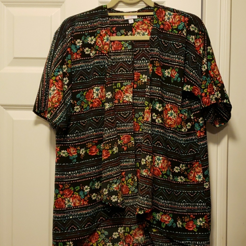 LuLaRoe kimono